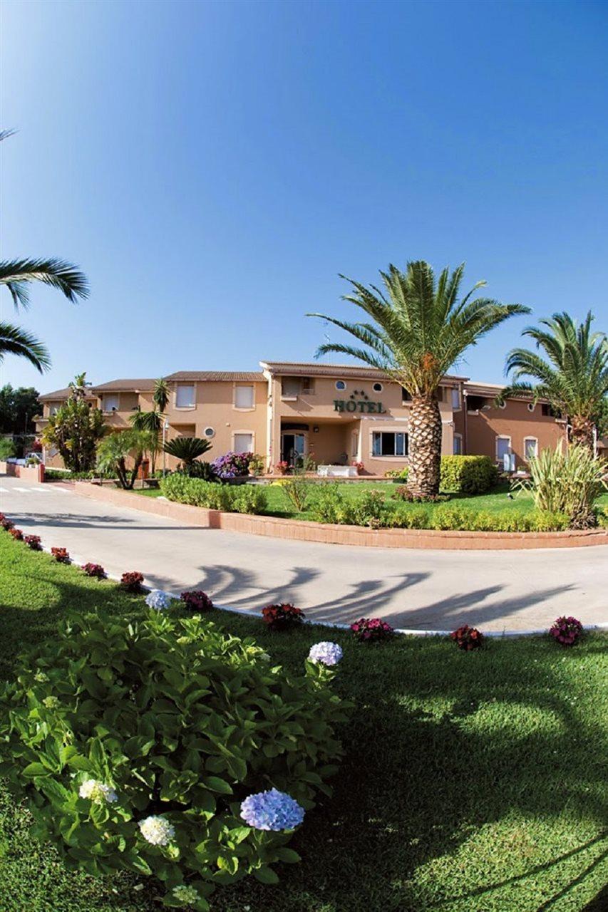 La Pace Village Residence Club Tropea Esterno foto