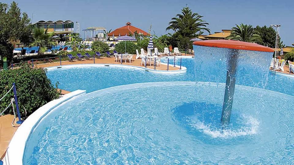 La Pace Village Residence Club Tropea Esterno foto