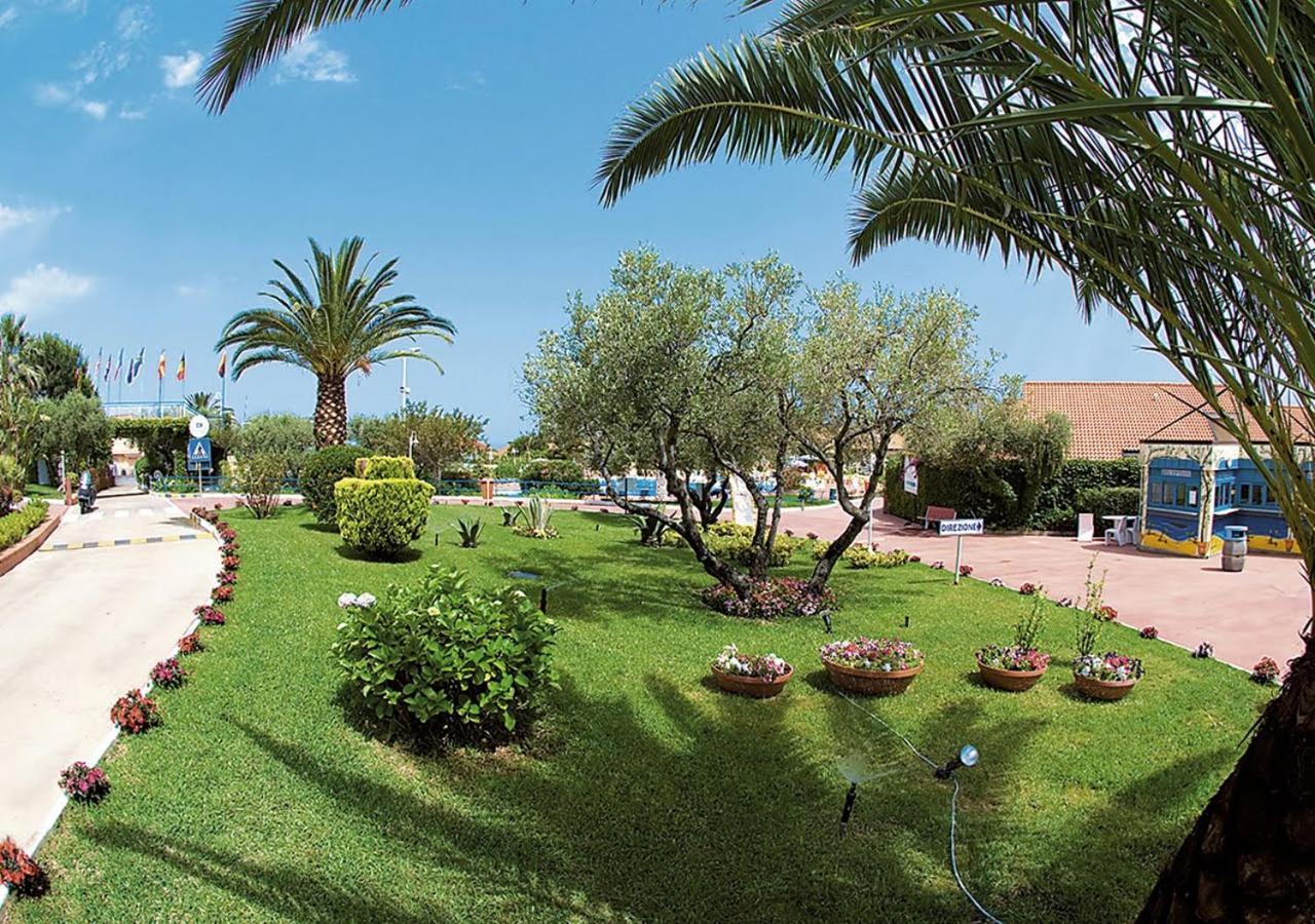 La Pace Village Residence Club Tropea Esterno foto