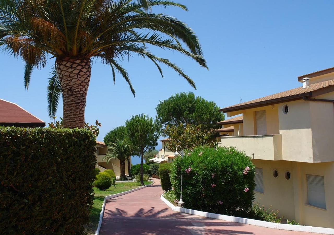 La Pace Village Residence Club Tropea Esterno foto